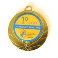Medalla de metal dorada